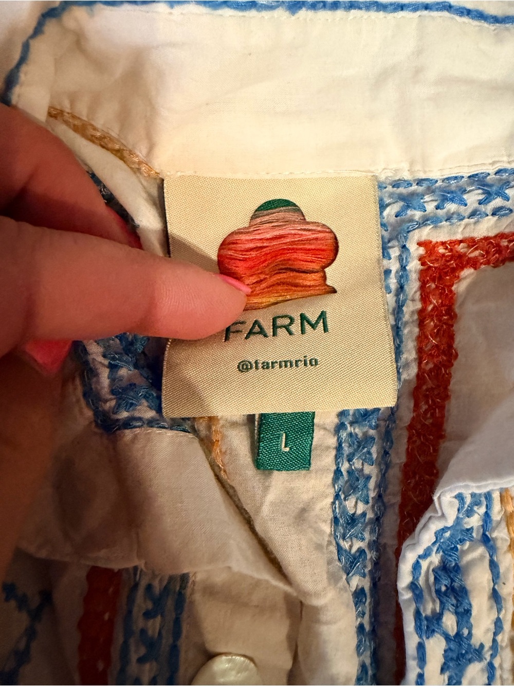 FARM Rio White Button-Down Shirt with Multicolor Floral Embroidery PRICE IS FIRM - Picture 4 of 5